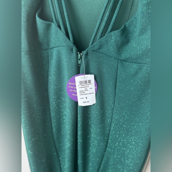 Windsor Keyla Open Back Fitted Formal Glitter Gown Hunter Green NEW Size Small - Picture 8 of 12